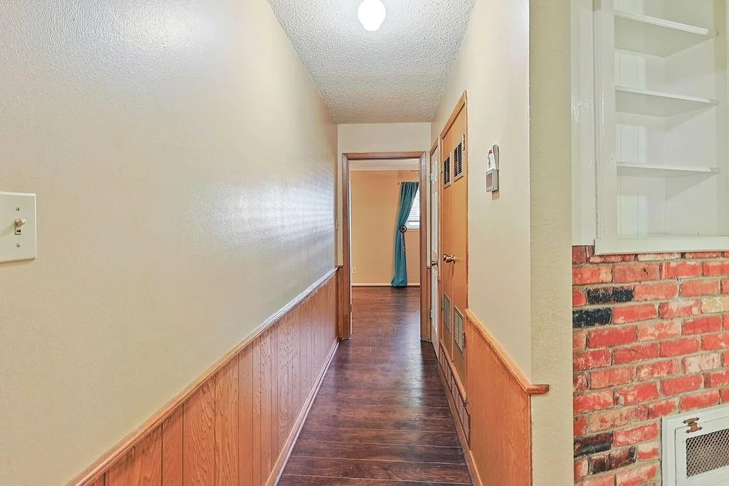 Photo of 3102 Ivanhoe Lane