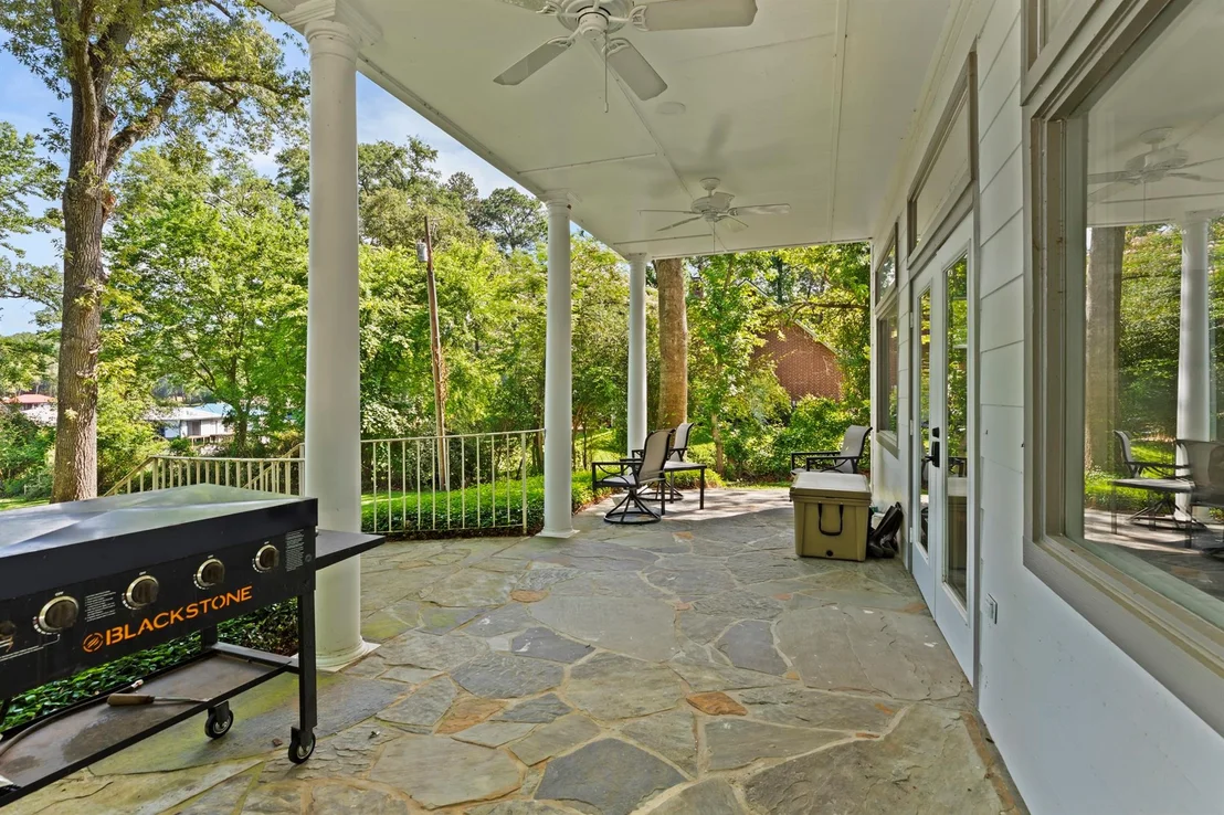 Photo of 18630 Eastside Road