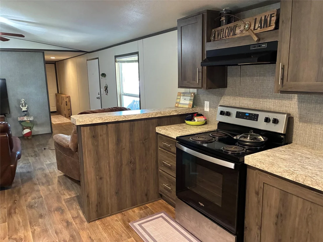 Photo of 5041 Tamarack Drive