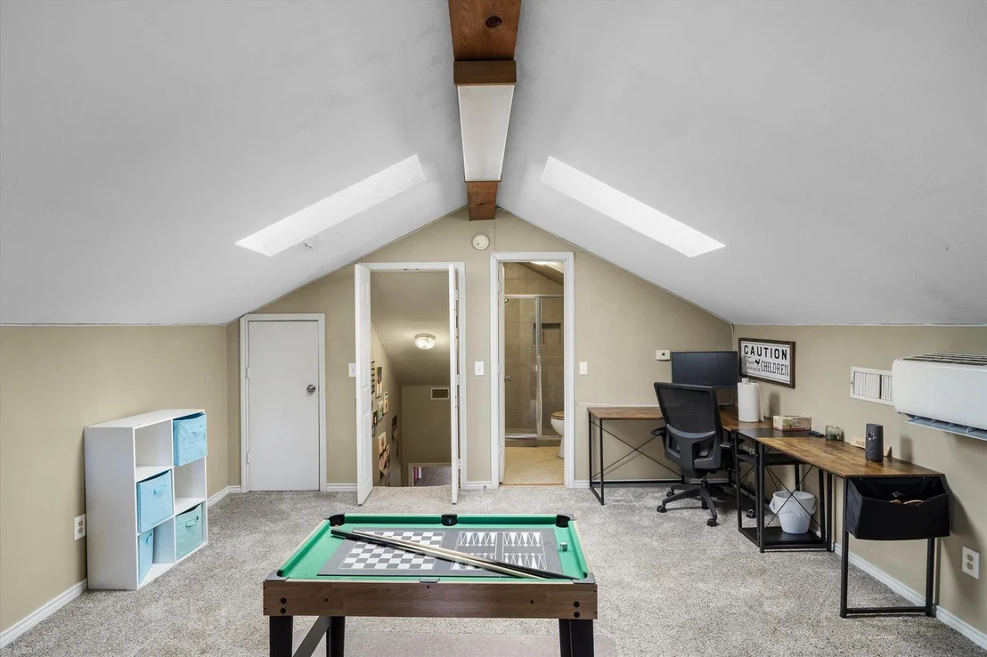 Photo of 163 Granada Square