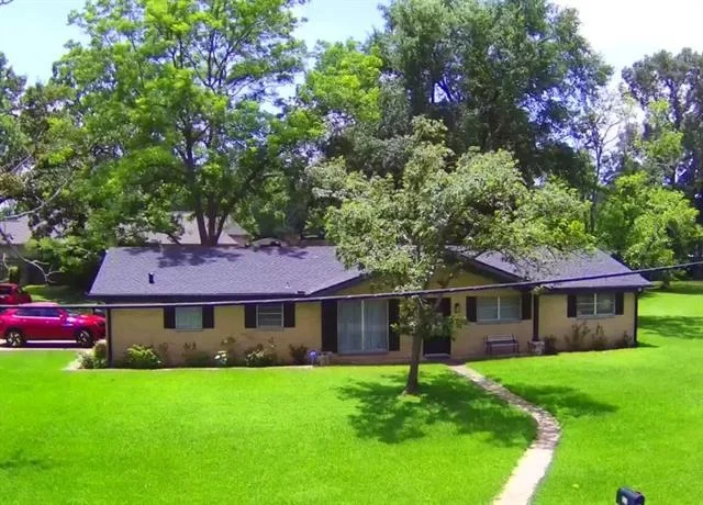 Photo of 517 RONNETTE Drive