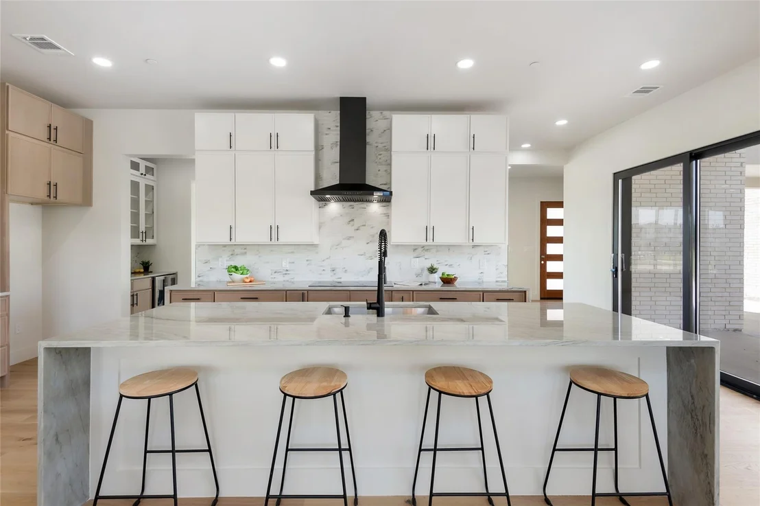 Photo of 349 Valley Trail