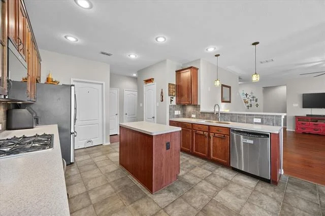 Photo of 2025 Aster Trail