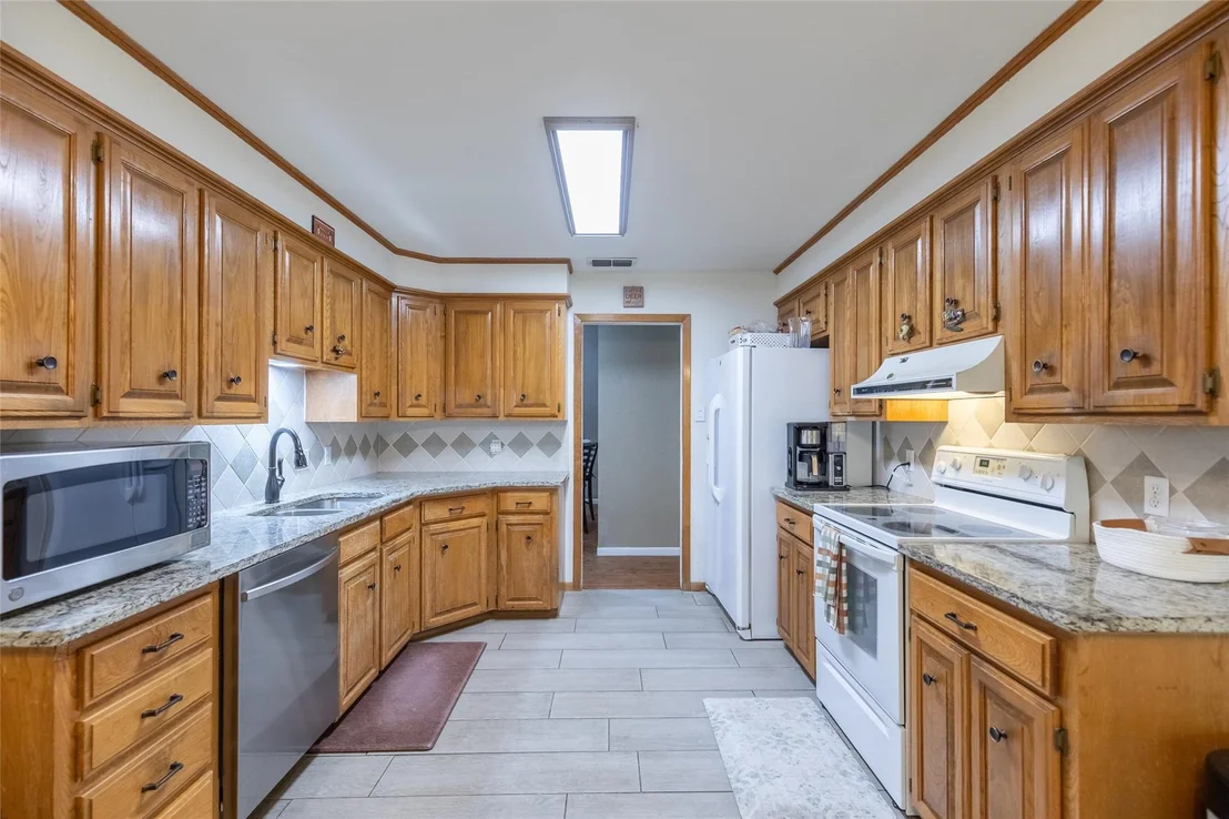 Photo of 3166 Constitution Avenue