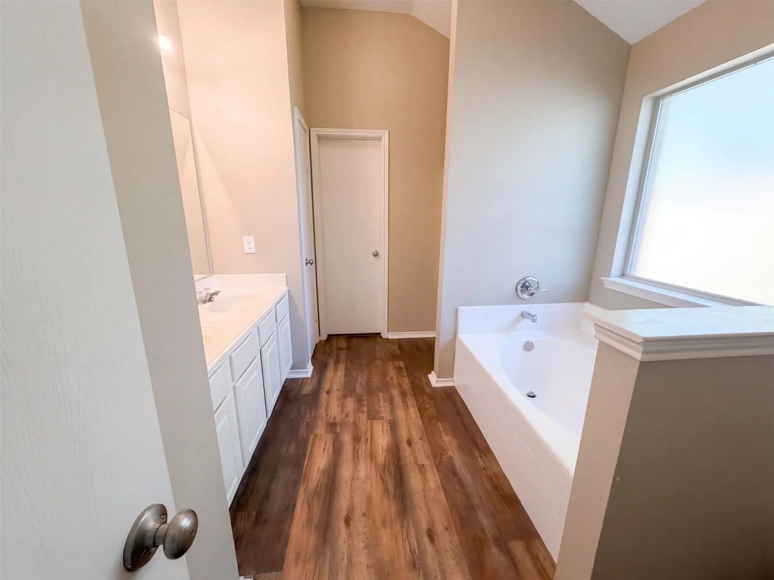 Photo of 809 Canyon Cove Drive