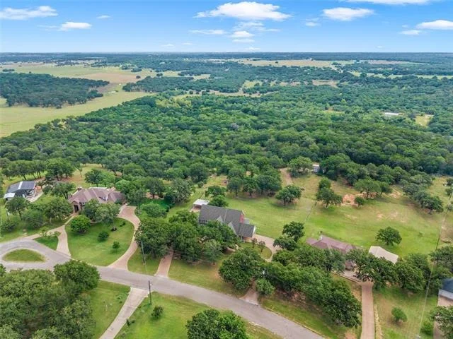 Photo of 290 Bolton Circle