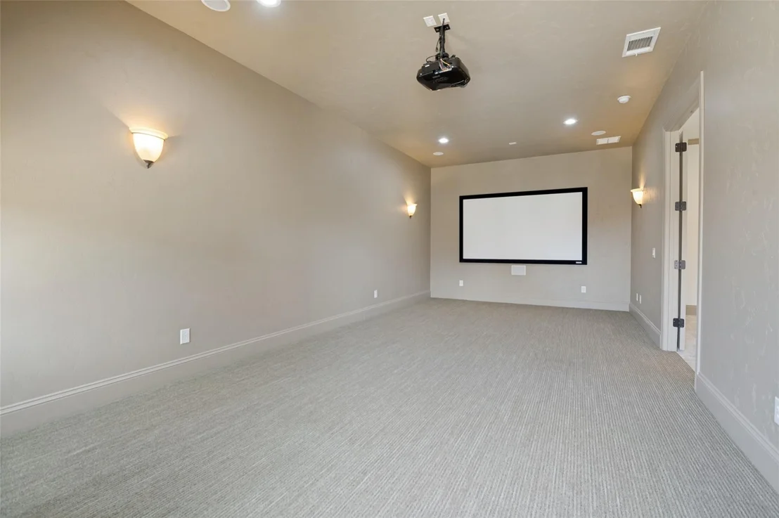 Photo of 5764 Quebec Lane