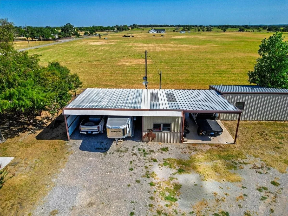 Photo of 820 Walker Lane