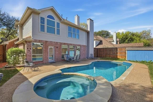 Photo of 1736 Forest Glen Drive