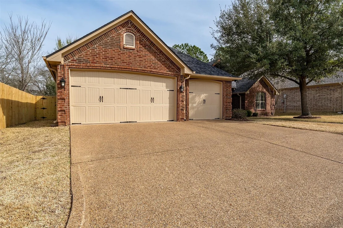 Photo of 6526 Ashmore