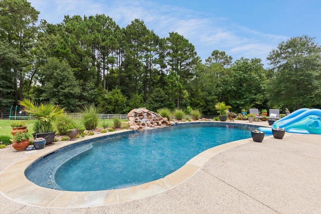 Photo of 172 Heather Ln.