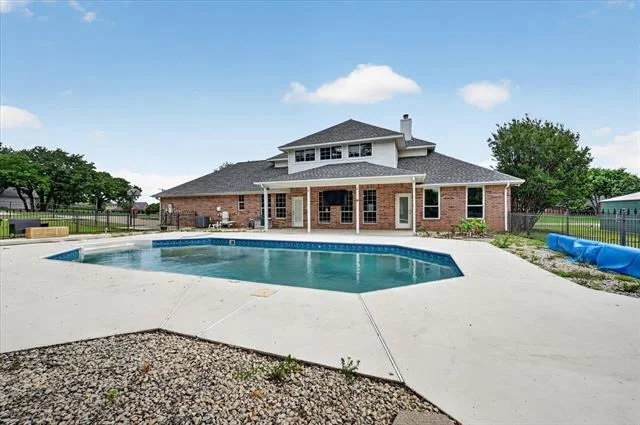 Photo of 2212 Summit Drive