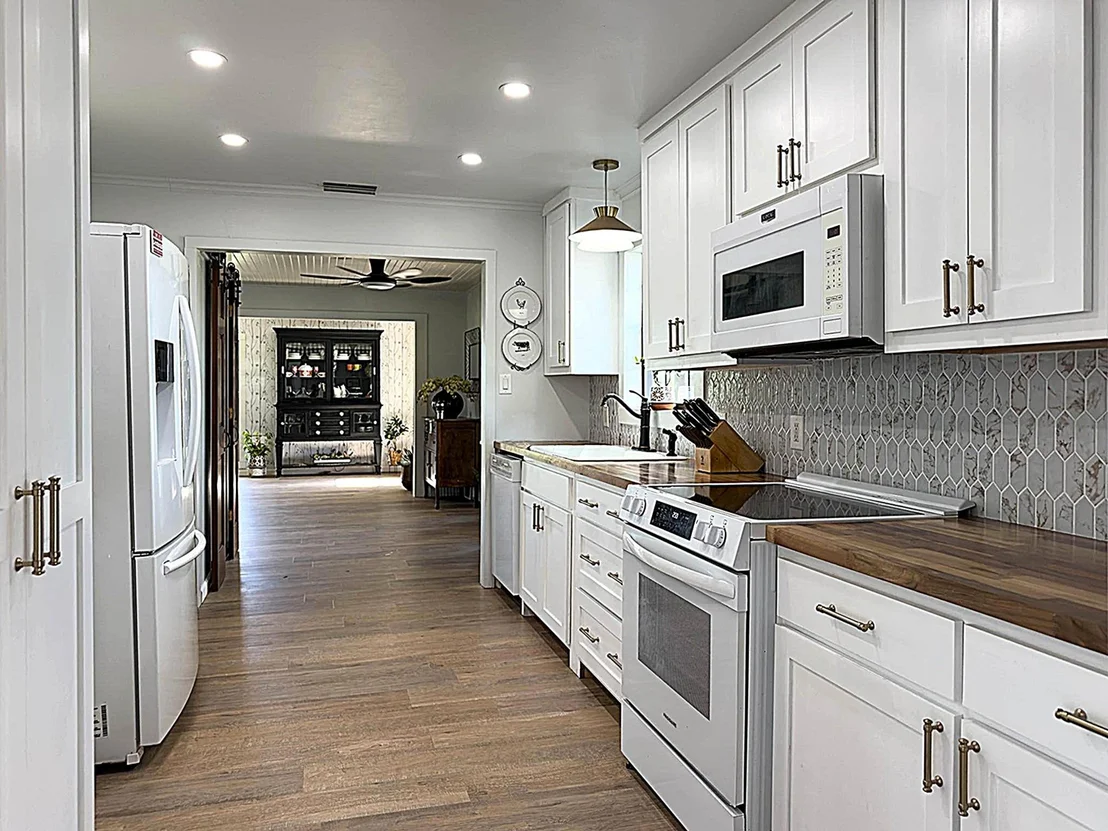 Photo of 5974 County Road 4100