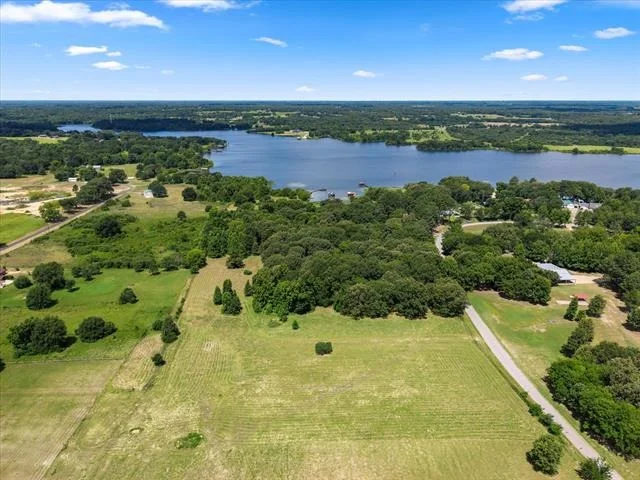 Photo of 2440 County Road 1570