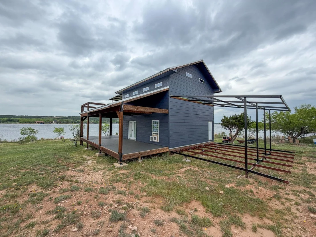 Photo of Unit 121 at 3500 Hog Bend