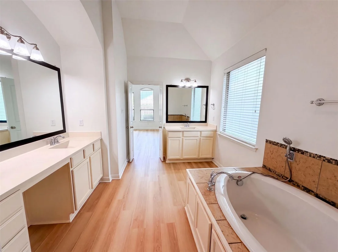 Photo of 174 Hampton Drive