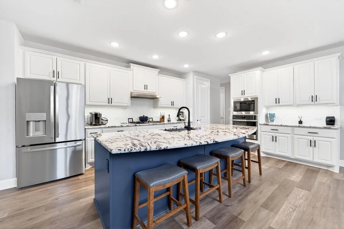 Photo of 1469 Lawnview Drive