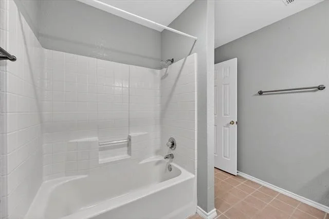 Photo of 2212 Summit Drive