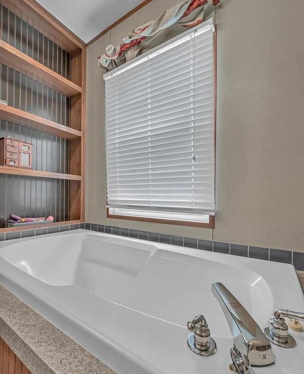 Photo of 1176 Blue Cut Road N