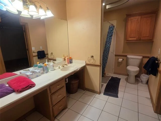 Photo of 1404 Roanoake Drive