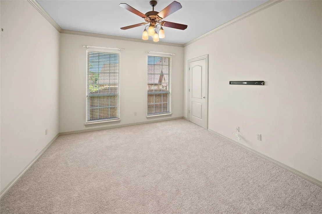 Photo of 7402 Hollytree Drive