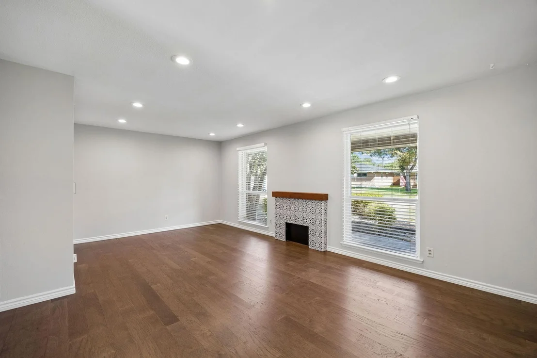 Photo of 1239 Evergreen Drive