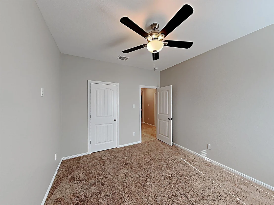 Photo of 900 Walls Boulevard