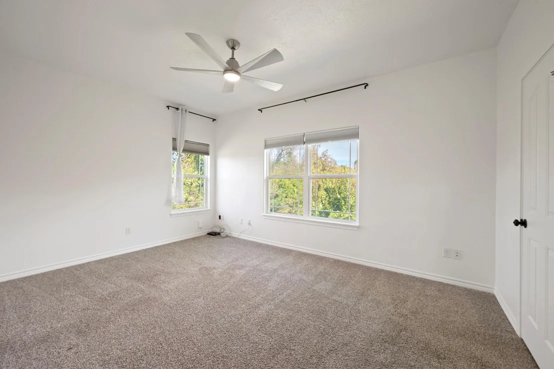 Photo of 2307 Carisbrooke Loop