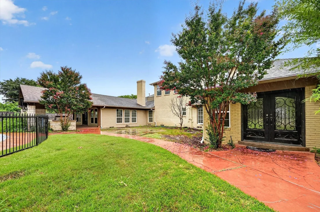 Photo of 14126 Brookridge Circle