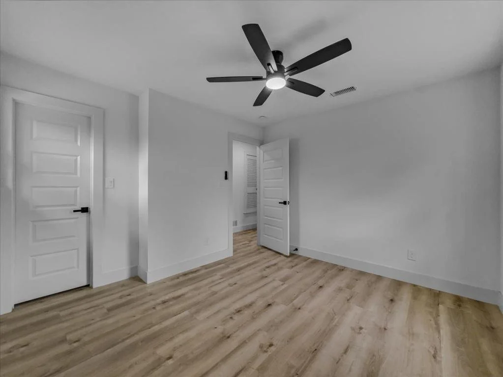 Photo of 802 Nl Robinson Drive