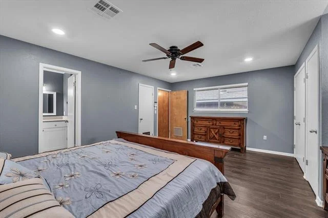 Photo of 4325 Shady Glen Drive