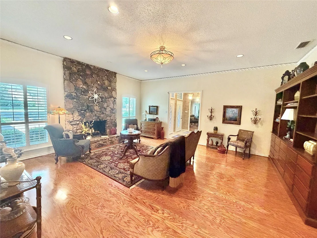 Photo of 16022 Chalfont Circle
