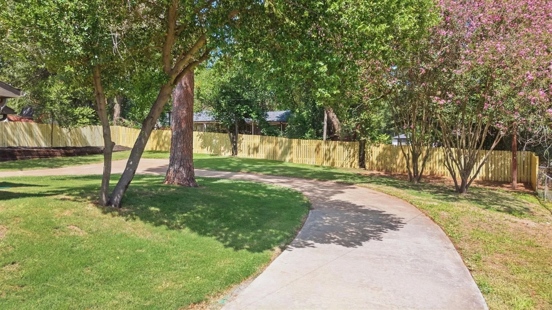 Photo of 119 Stephanie Drive
