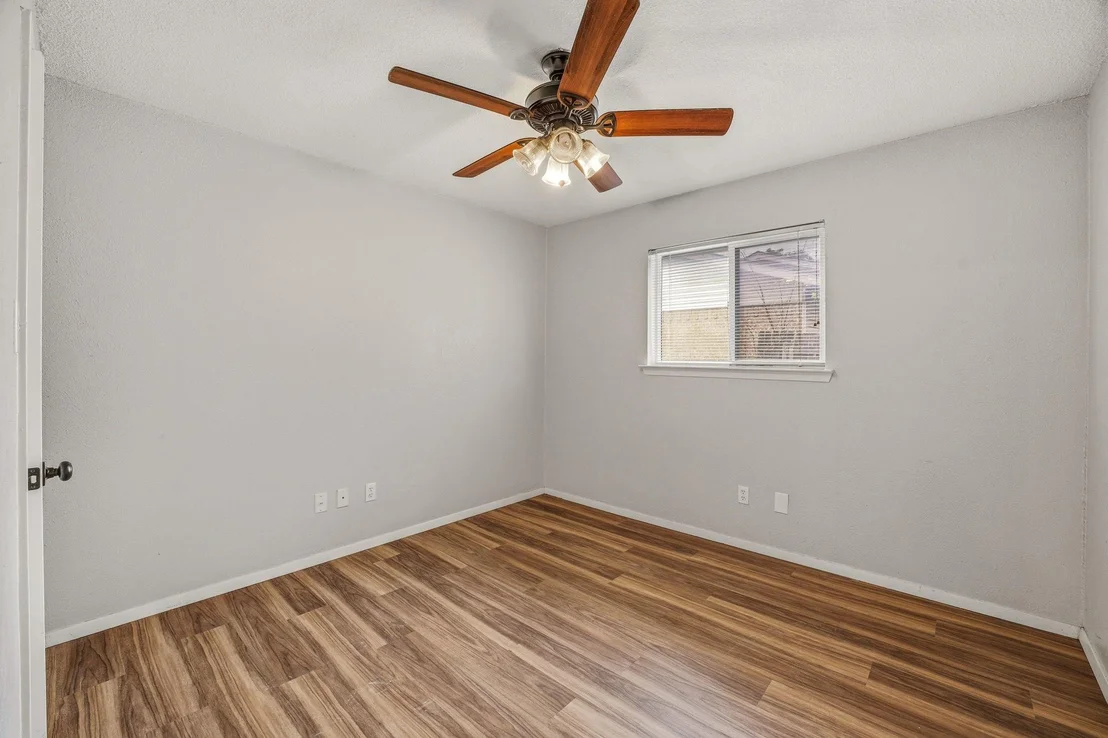 Photo of 1602 Marie Terrace