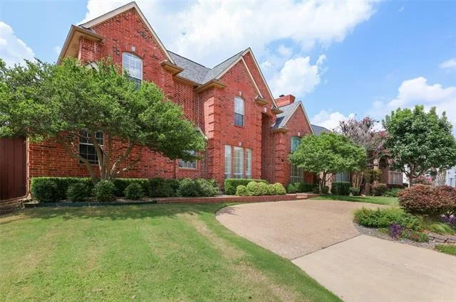 Photo of 4807 Holly Tree Drive