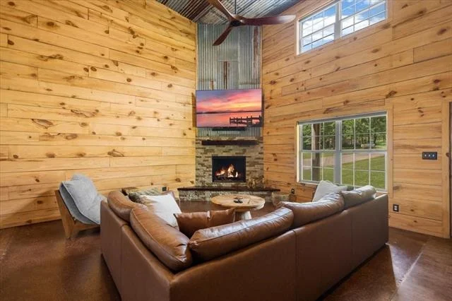Photo of 15434 County Road 434