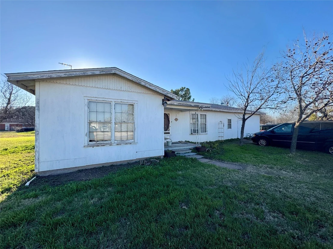 Photo of 620 5th Street