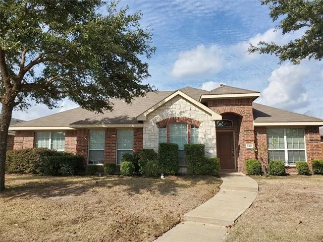 Photo of 3201 Silver Springs Way