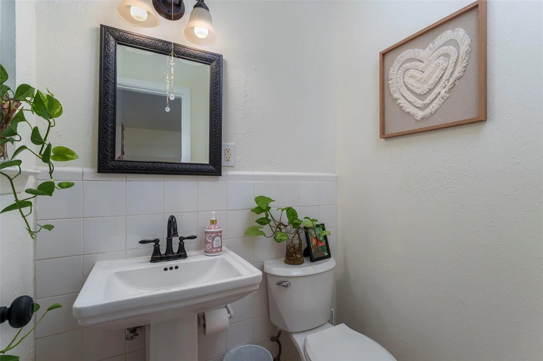 Photo of 805 Clover Park Drive