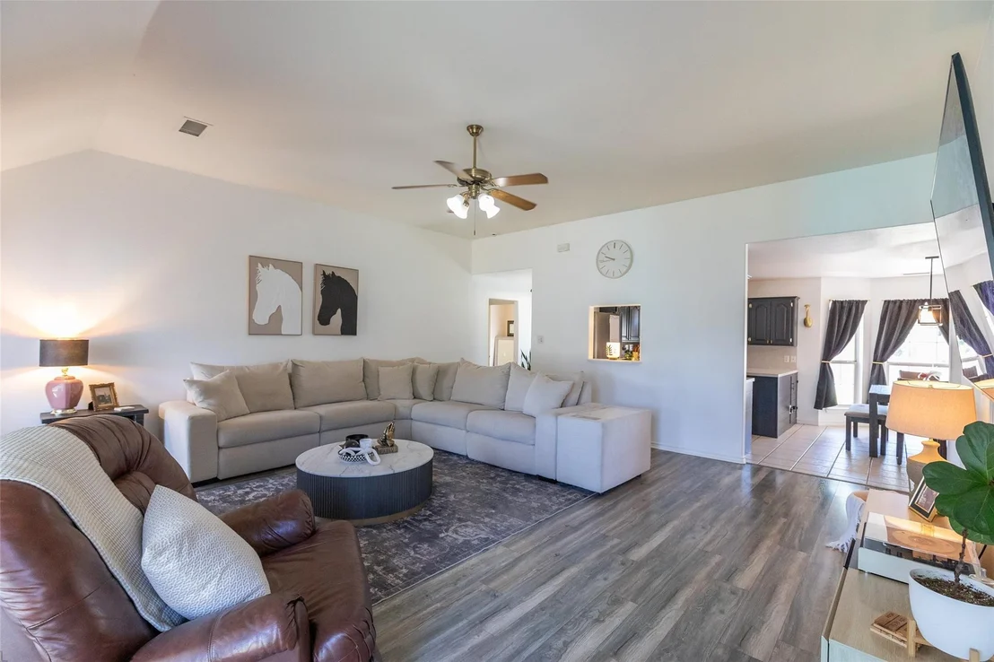 Photo of 4450 Cole Drive