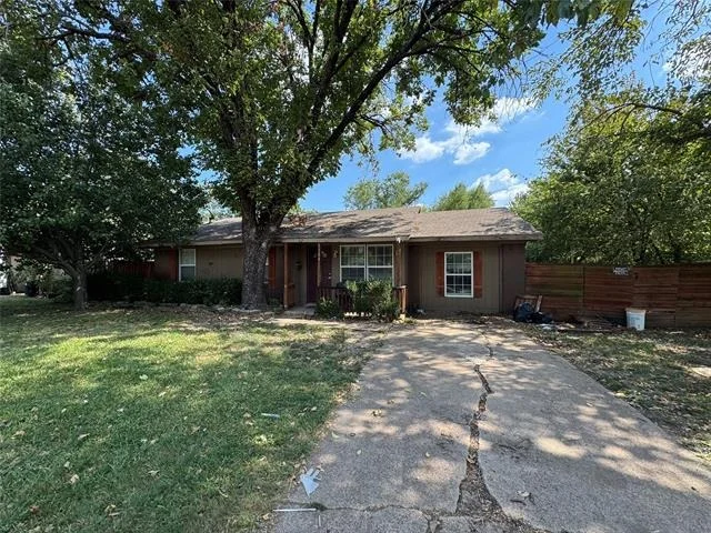 Photo of 1104 Ridgeview Street