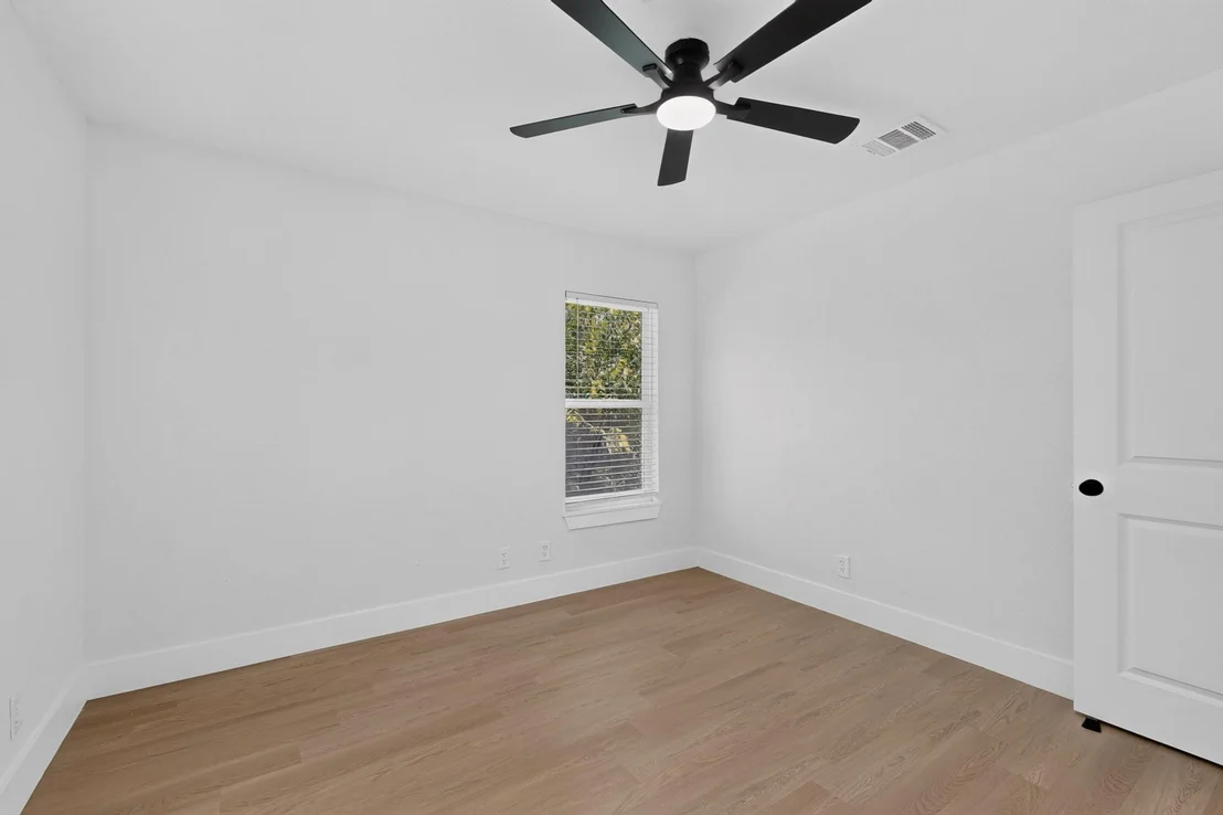Photo of 808 Lilac Drive