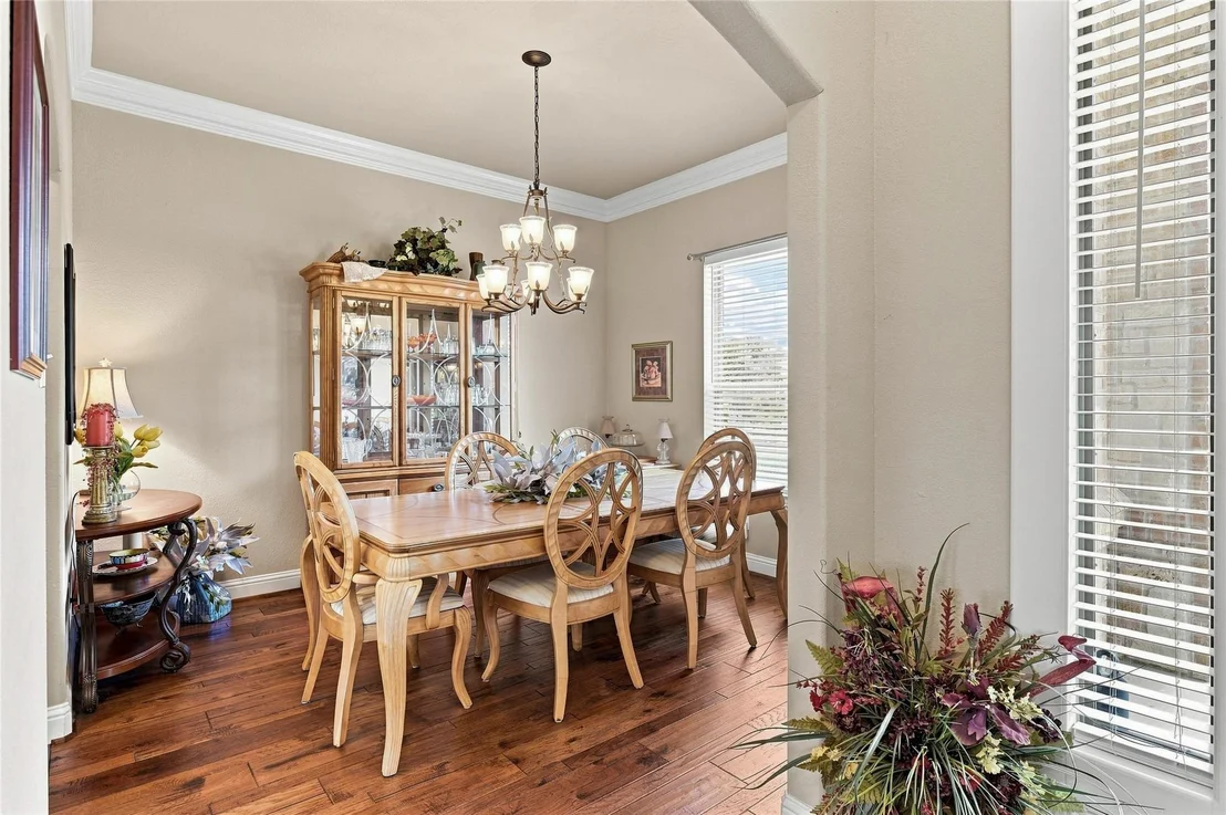 Photo of 6909 Westover Drive
