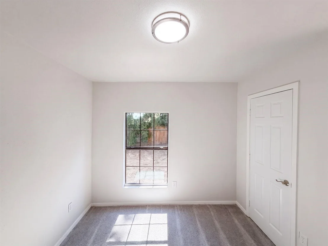 Photo of 1418 Moss Street