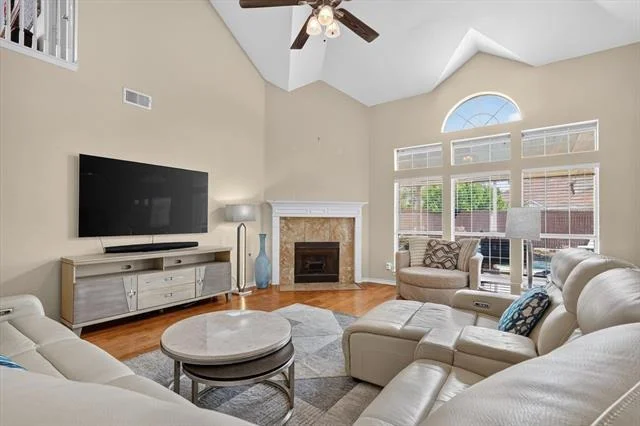 Photo of 5425 Rolling Meadows Drive