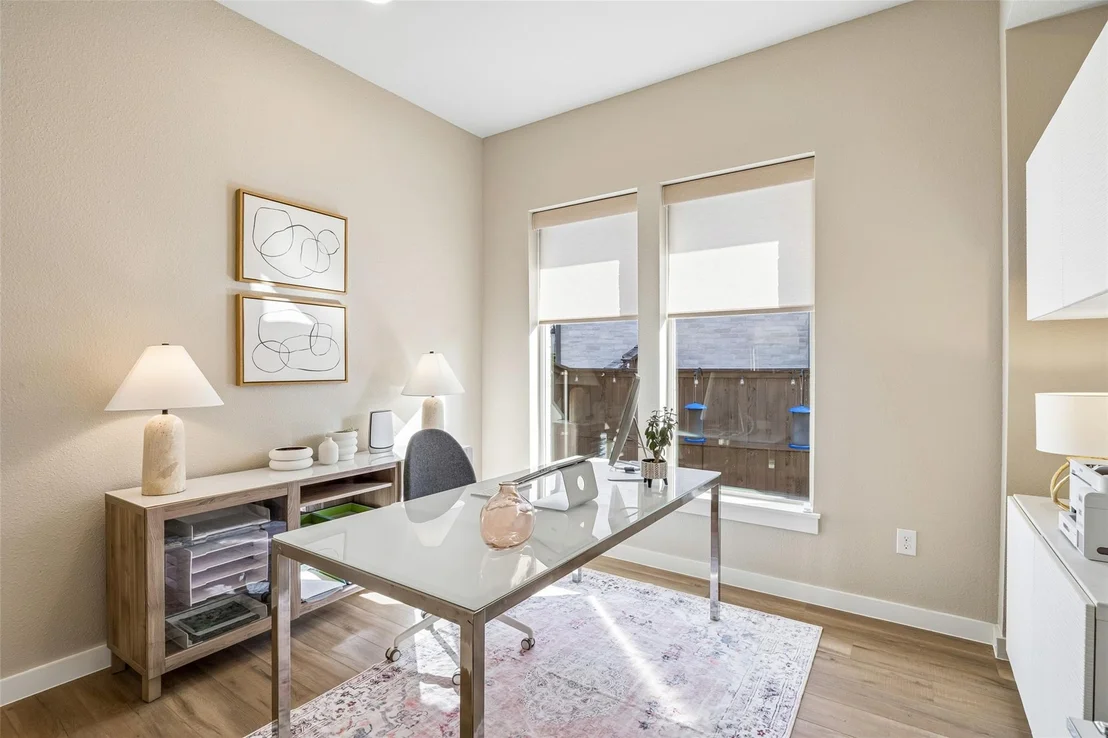 Photo of 4039 Heatherton Drive