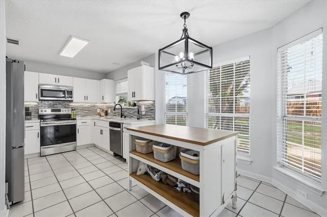 Photo of 2211 Cromwell Drive