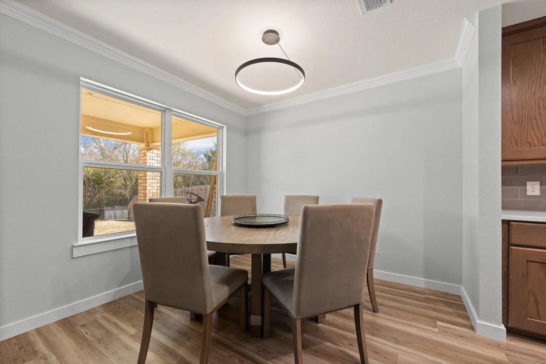 Photo of 3137 Shoreline Drive