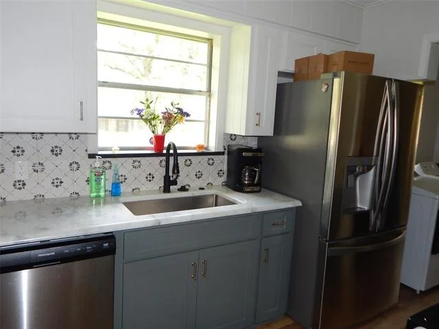 Photo of 517 RONNETTE Drive