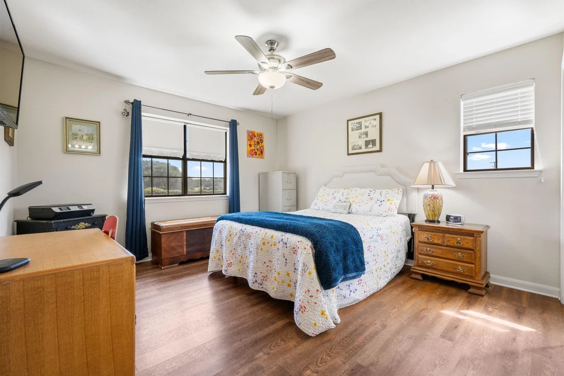 Photo of 2517 County Road 4240